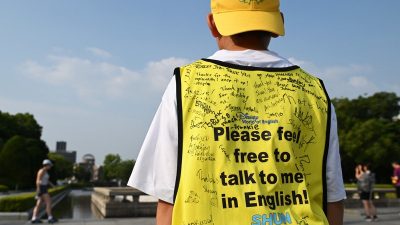Easy English News: Hiroshima Boy Leads Tours, Spreads Peace Message