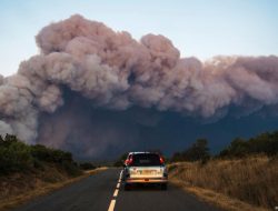 Deadly Unprecedented Wildfire Engulfs Southwest France